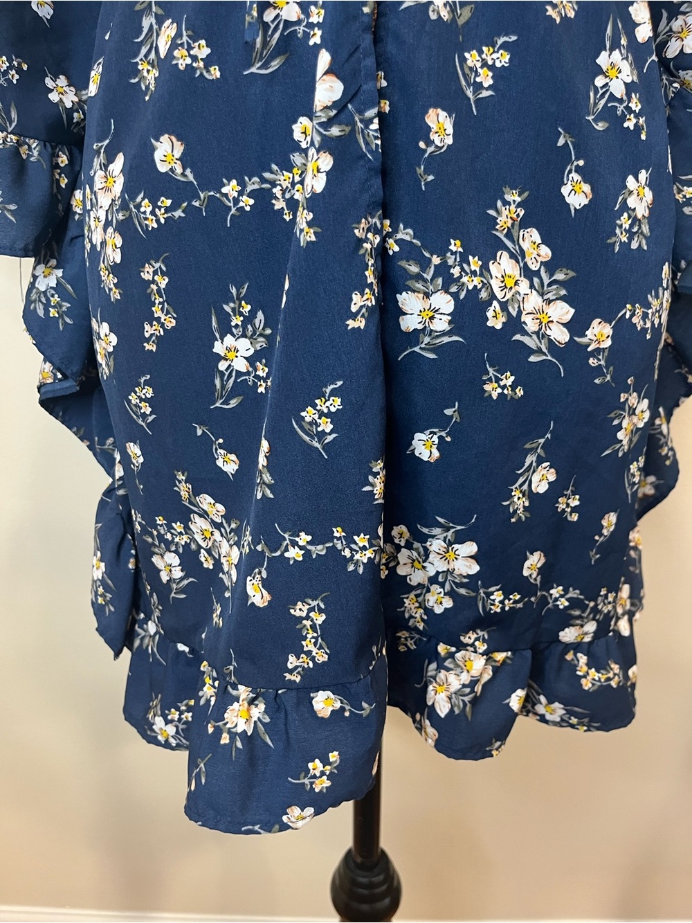 Swim Coverup Cascading Ruffle Tie Front Floral Navy Print Size Large XL - Picture 8 of 14